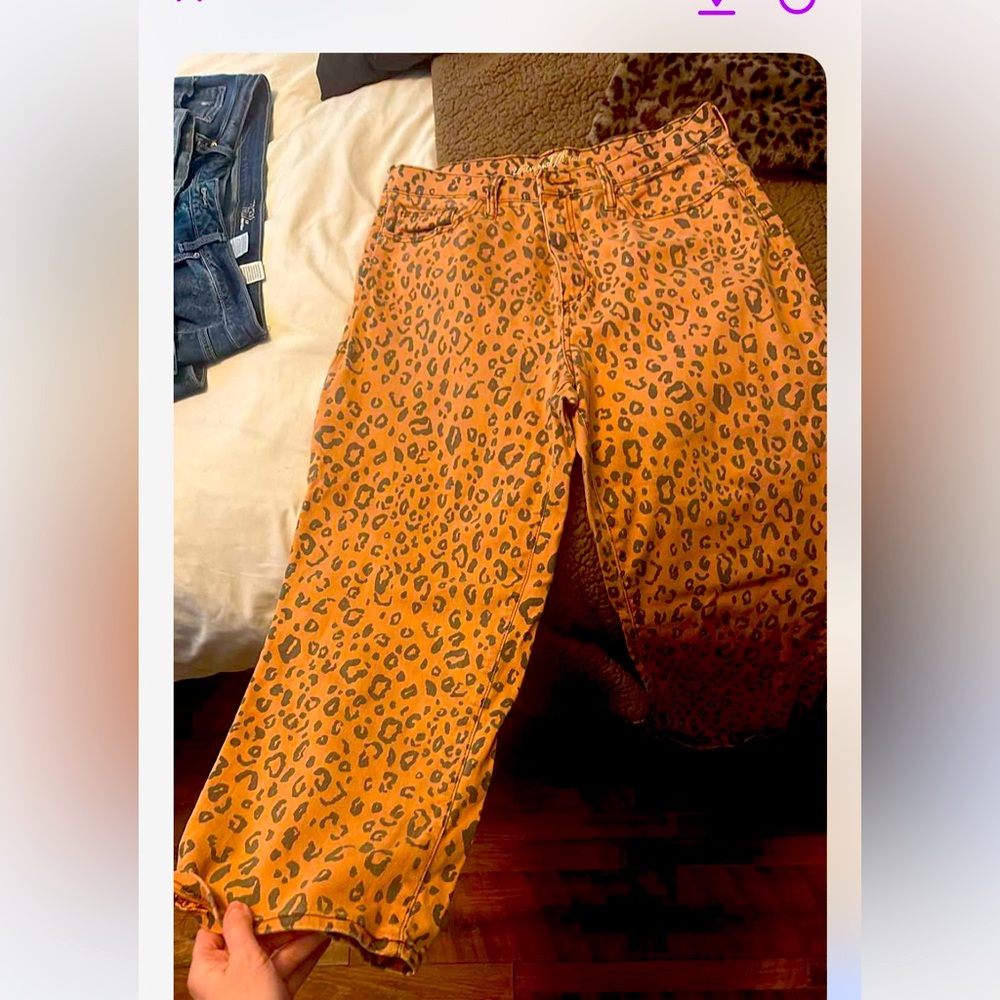 Leopard jeans